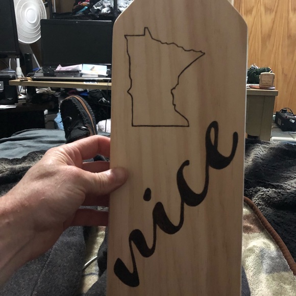 Minnesota nice wood burned paddle - Picture 3 of 3